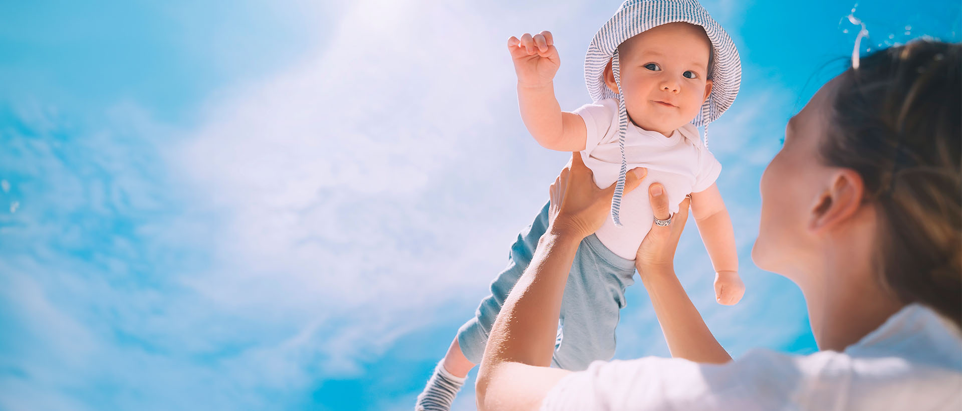 Viajar con bebé es más sencillo: conoce el programa Little Voyager en Marival Distinct