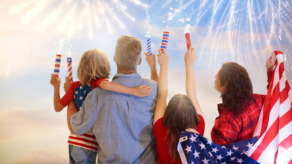 Fuegos artificiales y brisa marina: 4 de julio en Marival Resorts