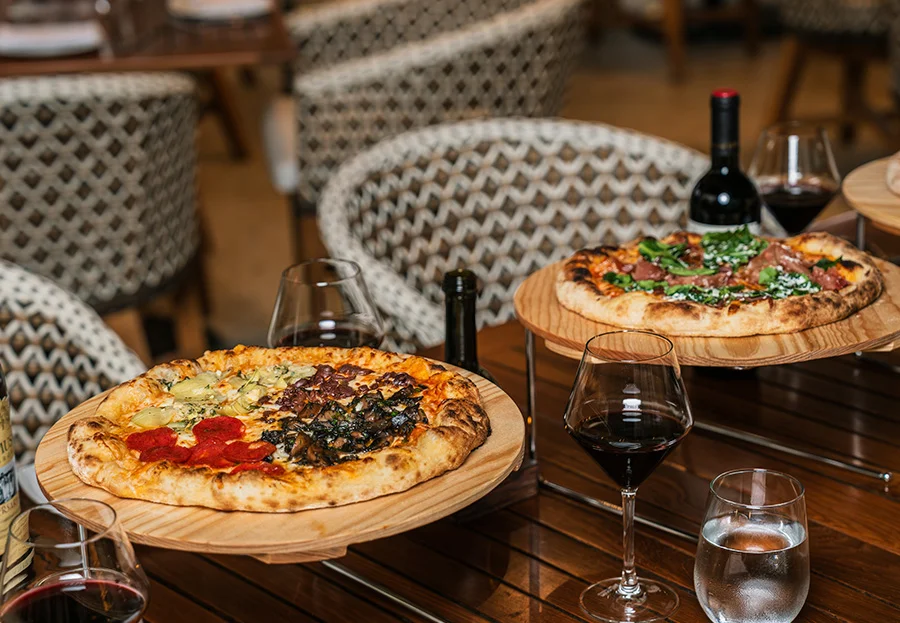 Al Fresco Restaurant Marival Distinct
